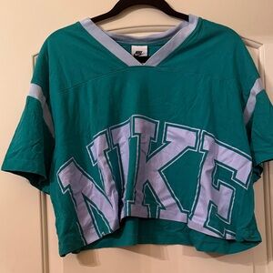 Vintage Style Nike Green and Powder Blue V-Neck Cropped Tee